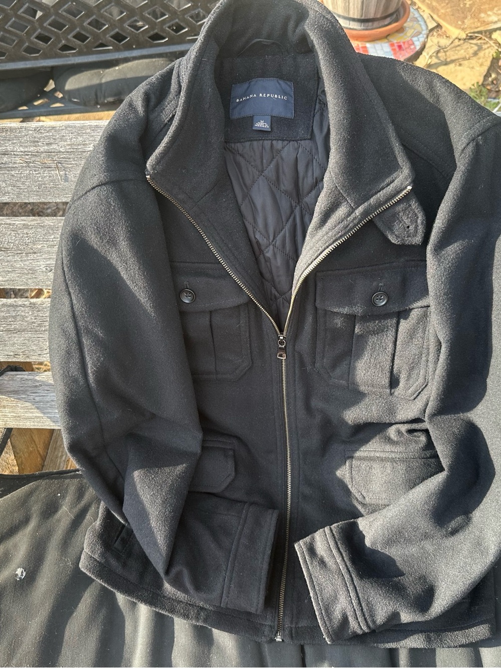 Banana Republic Black Quilted-Lined 80% Wool Pea Coat size Medium